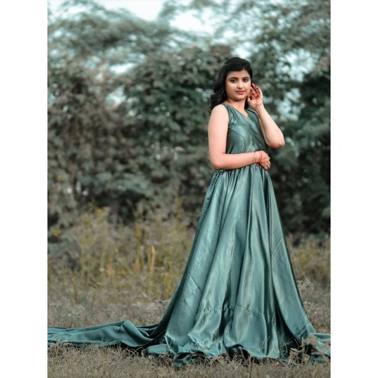 Designer Tail Gown For Wedding