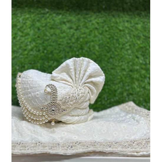 Designer Off White Chicken Work Turban & Stole 