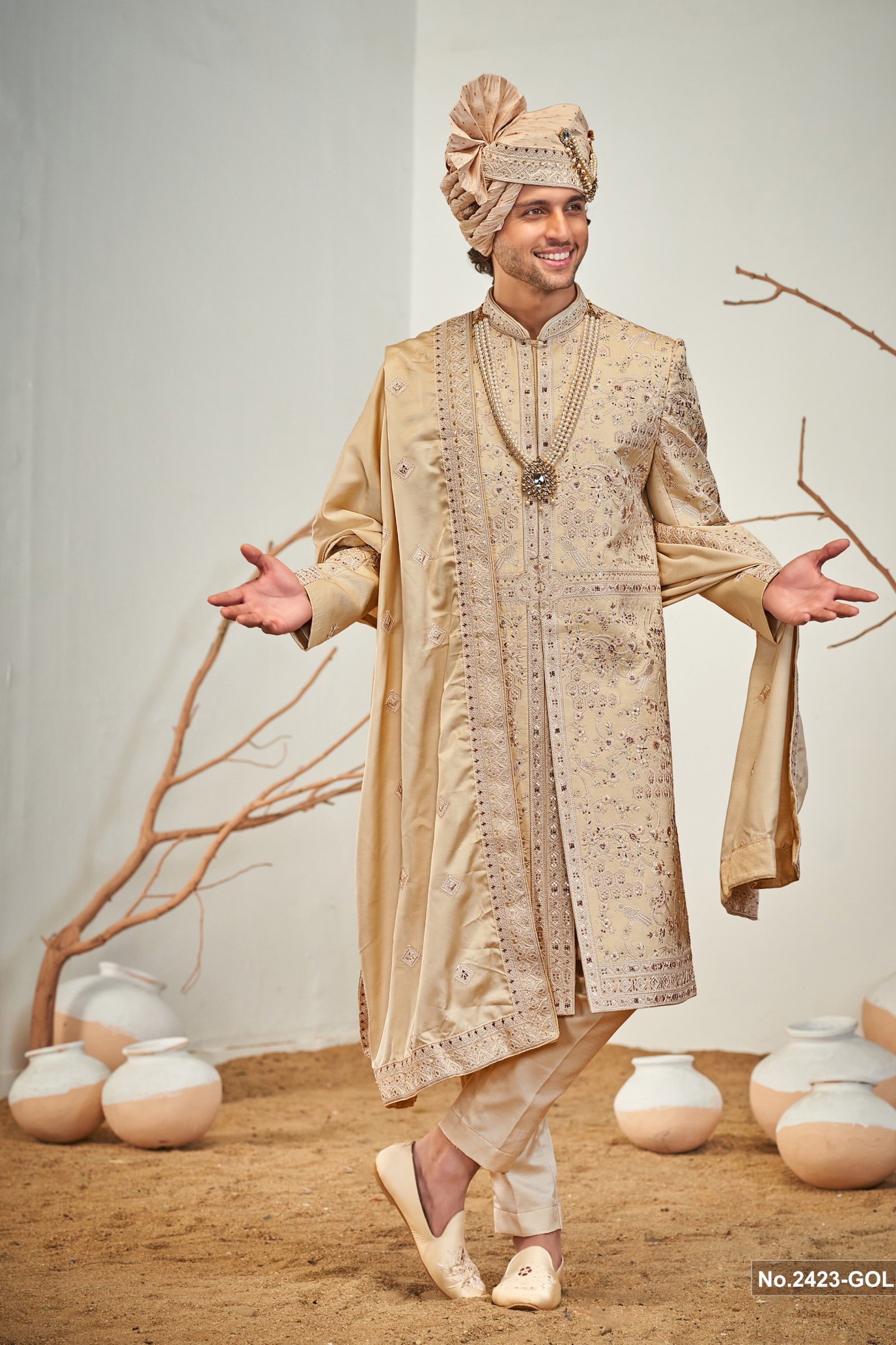 Designer Gold Achkan Pattern Sherwani For Wedding