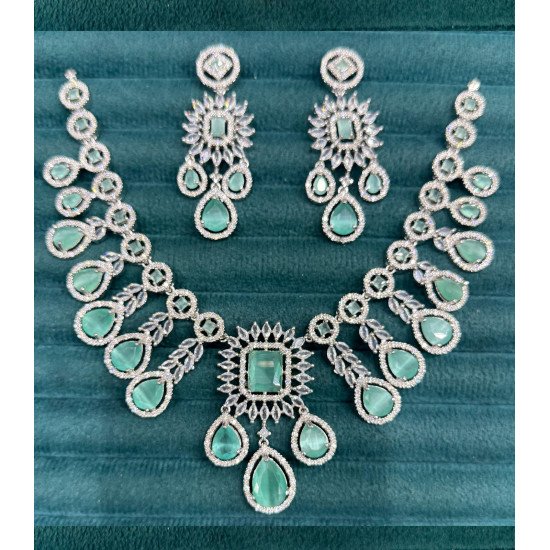 Queen's Crown CZ Set – Square Centerpiece with Teardrop Elegance