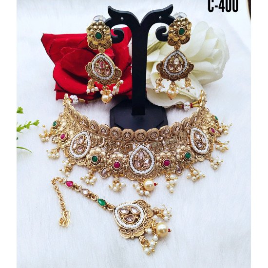 Heavy Multicolor Bridal Kundan Choker Set with Maang Tikka – Antique Finish