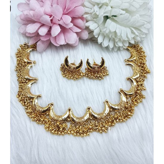 Designer Gold Plated Choker Set