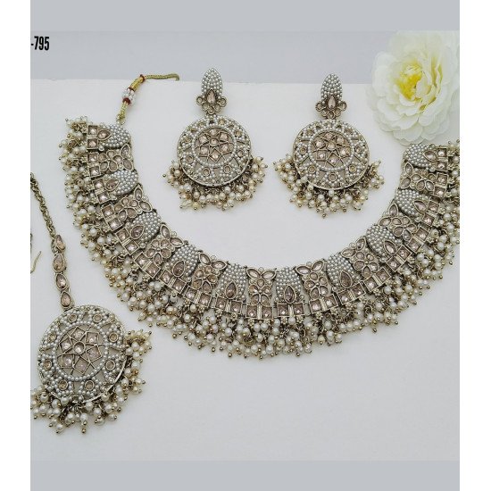 Traditional Silver Pearl and Stone Necklace Set with Earrings – Elegant Bridal Jewelry Set